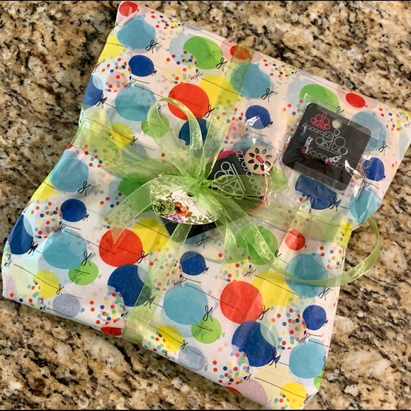 🌹How I Wrap Your Purchase!!!🌹 - Picture 6 of 9